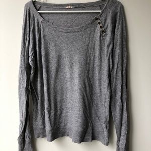 Boatneck grey long sleeve tee w/ button detail